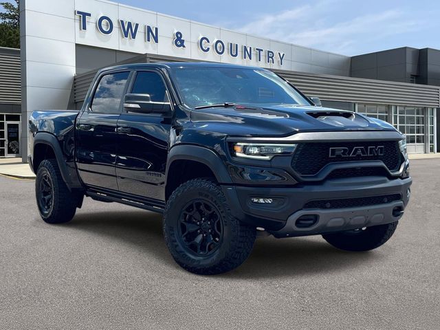 Diamond Black Crystal Pearlcoat 2021 RAM 1500 Pickup Truck All-Wheel Drive 8-Speed Automatic