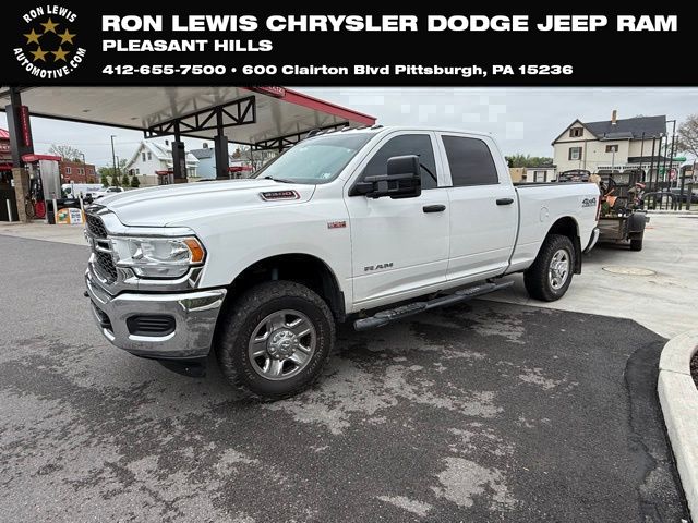 Bright White Clearcoat 2019 RAM 2500 Tradesman Crew Cab 4WD Pickup Truck Four-Wheel Drive 8-Speed Automatic