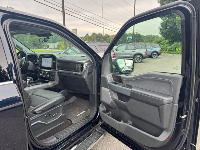 Used 2021 Blue Ford Lariat image 13