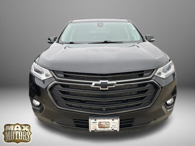 Used 2021 Chevrolet Traverse Premier with VIN 1GNEVKKW0MJ205927 for sale in Kansas City