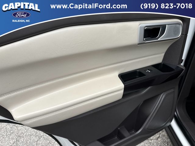 Used 2020 White Ford Platinum image 17