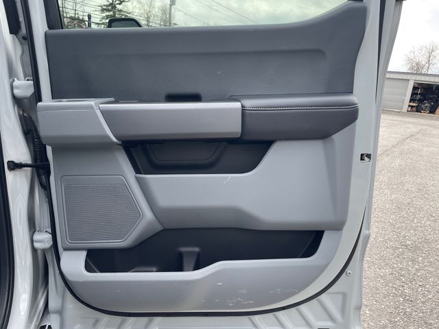 2025 Ford F-350SD XLT - Avalanche exterior view 13