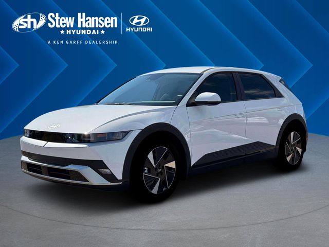 New 2026 White Hyundai SEL image 2