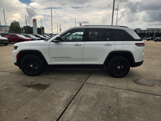 2023 Jeep Grand Cherokee Limited White at DeMontrond Gulf Freeway