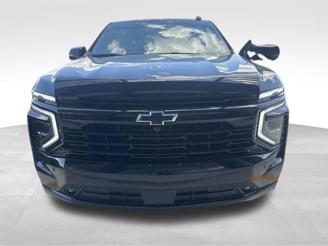 2025 Chevrolet Suburban RST — photo 2
