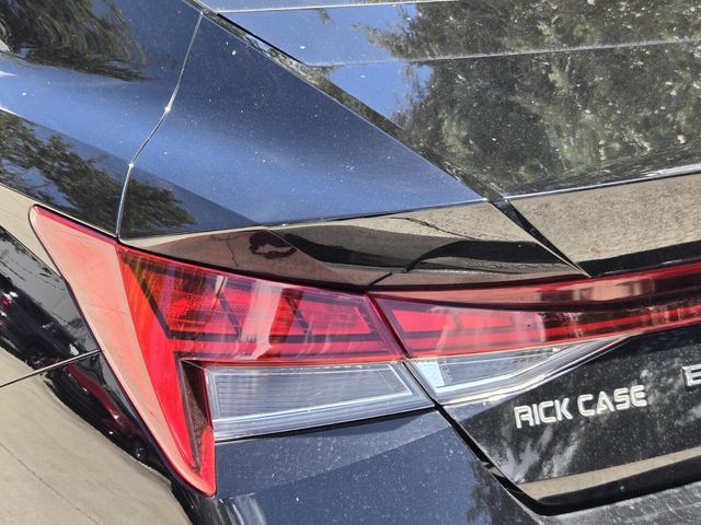 2023 Hyundai Elantra - $19,877