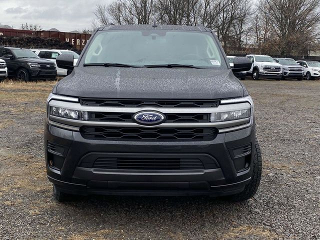 2024 Ford Expedition Max XLT 2