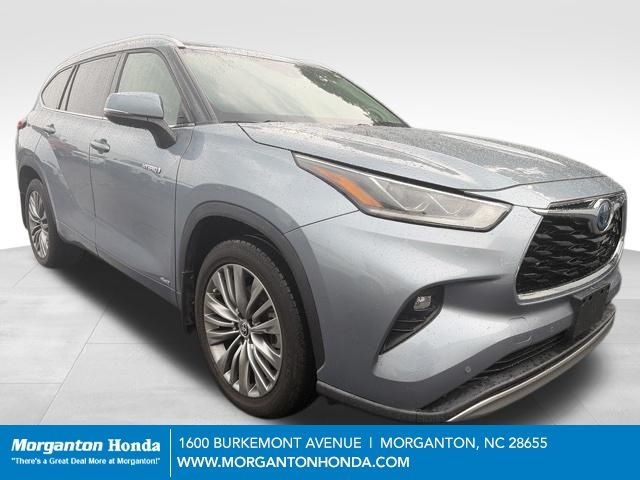 Moon Dust 2021 Toyota Highlander Hybrid SUV / Crossover All-Wheel Drive Continuously Variable Transmission