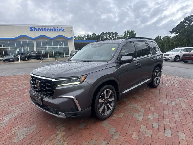 2023 Honda Pilot Elite AWD's photo