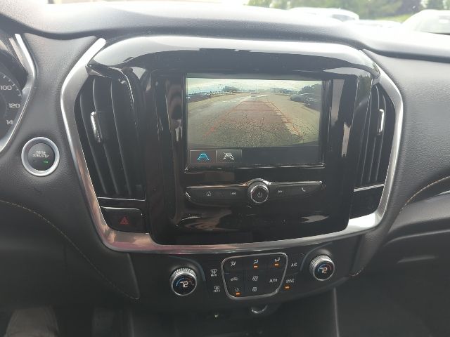Used 2019 Gray Chevrolet LT image 9