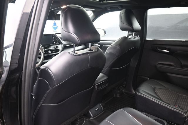 Used 2021 Toyota Highlander SUV