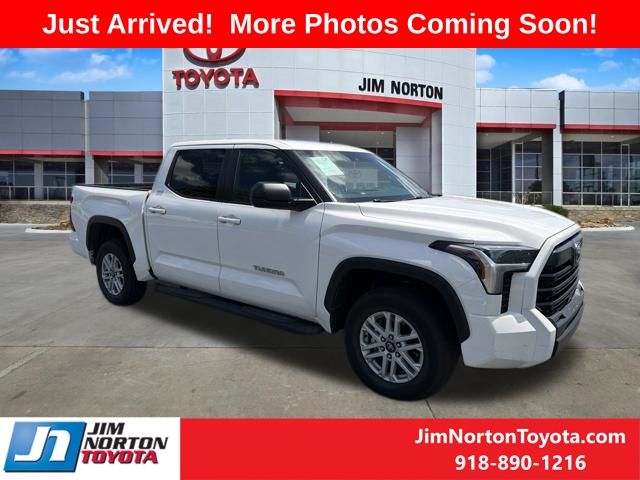 2025 Toyota Tundra SR5