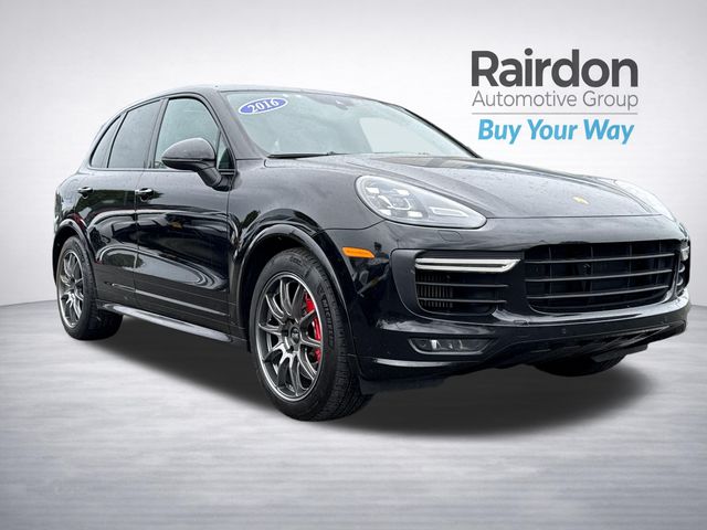 Jet Black Metallic 2016 Porsche Cayenne SUV / Crossover All-Wheel Drive 8-Speed Automatic