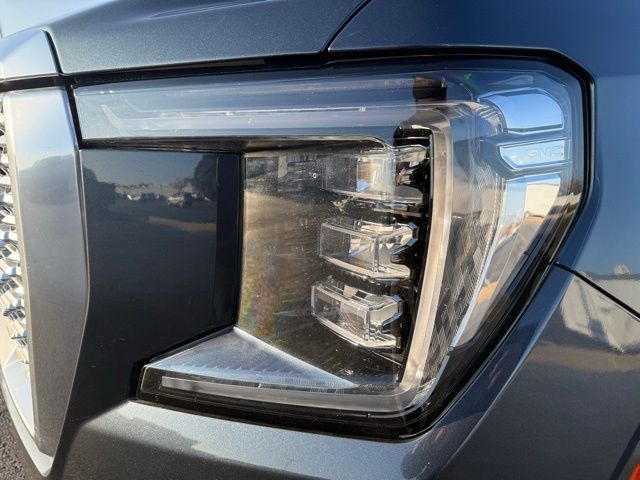 used 2021 GMC Yukon car, priced at $44,718