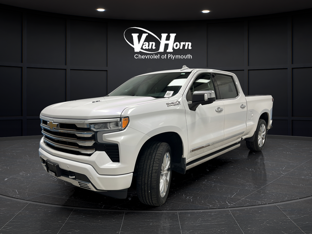 Used 2022 Iridescent Pearl Tricoat Chevrolet High Country image 3