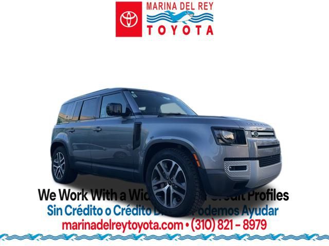 2021 Land Rover Defender SE's photo