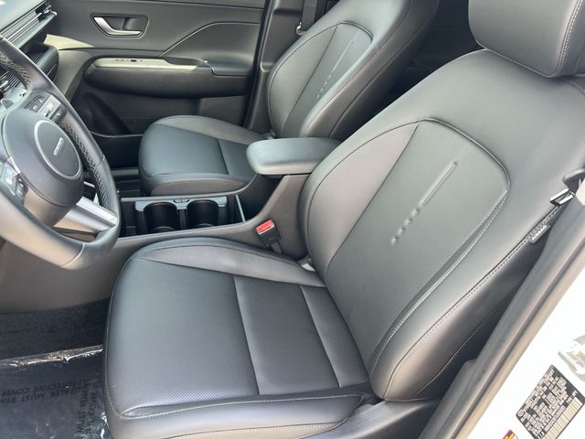 Used 2026 White Hyundai SEL Premium image 33