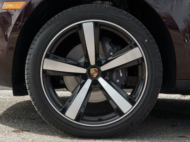 New 2026 Red Porsche  image 12