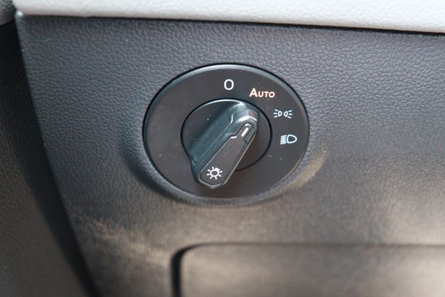 2022 Volkswagen Taos 1.5T SE photo