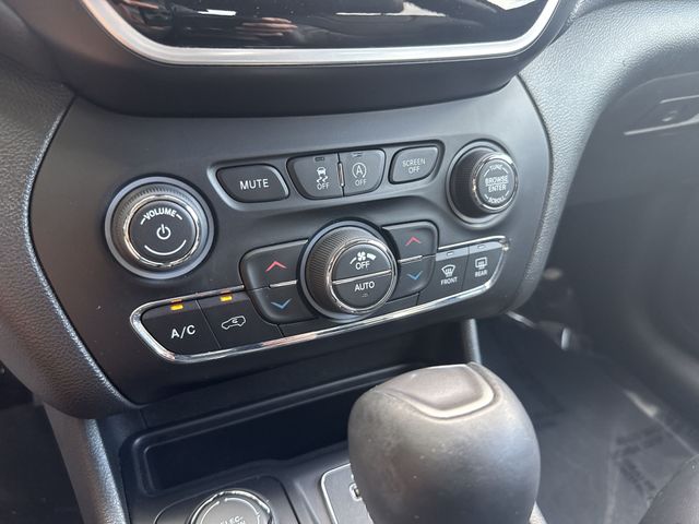 Used 2019 Red Jeep Limited image 24