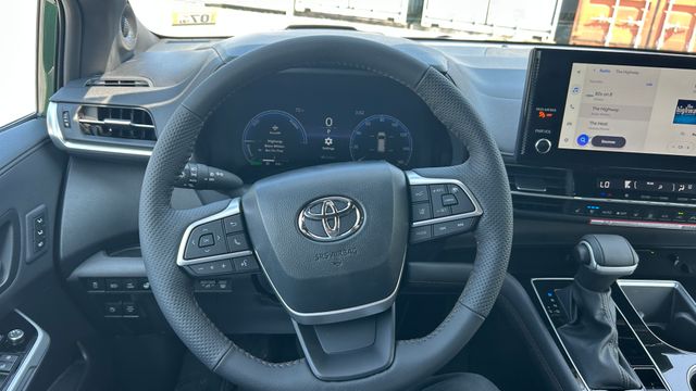 New 2026 Toyota Sienna Van