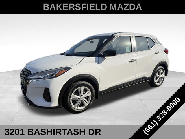 White (Fresh Powder) 2023 Nissan Kicks S FWD SUV / Crossover Front-Wheel Drive Continuously Variable Transmission