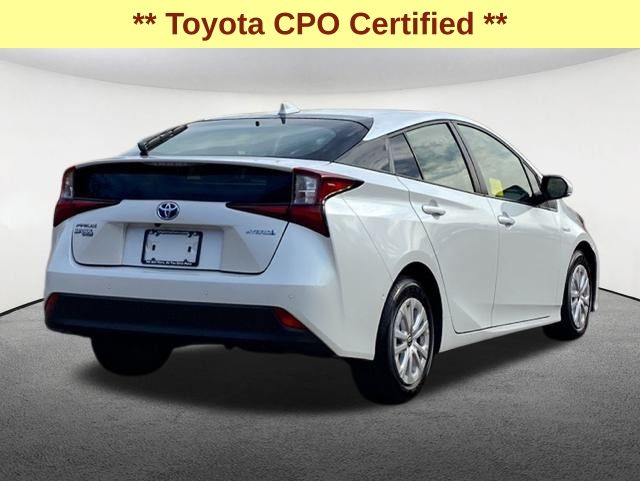 2021 Toyota Prius LE 8