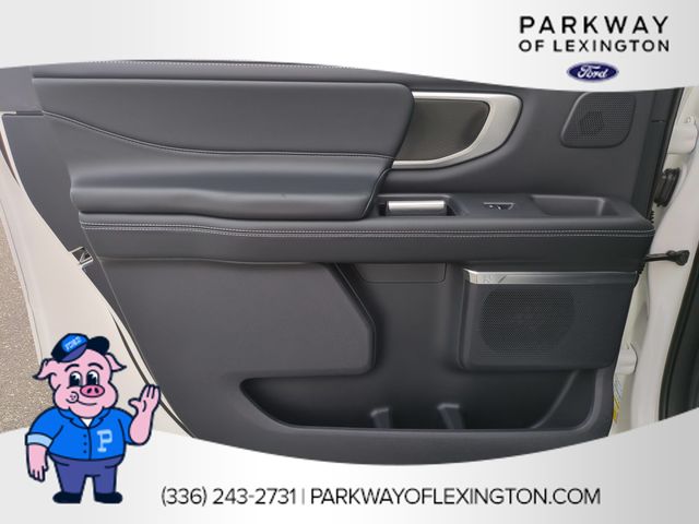 New 2026 White Ford Platinum image 28