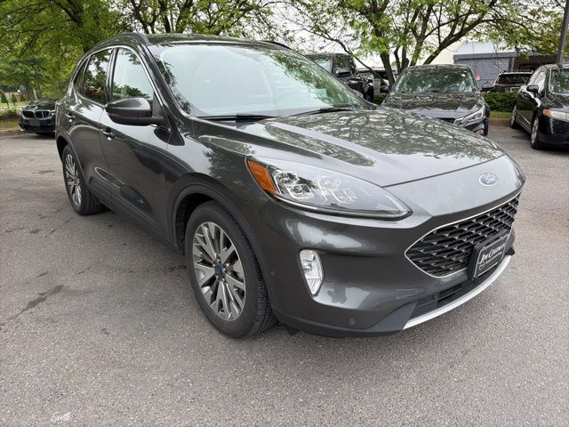 2020 Ford Escape Titanium Hybrid