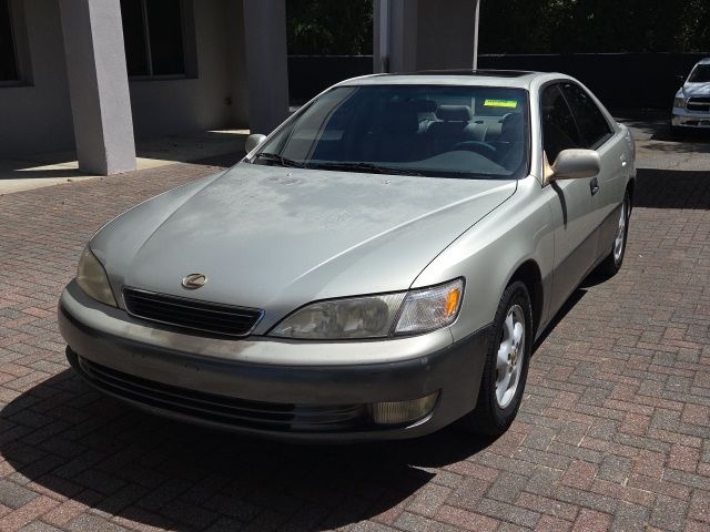 Silver 1997 Lexus ES 300 FWD Sedan Front-Wheel Drive 4-Speed Automatic