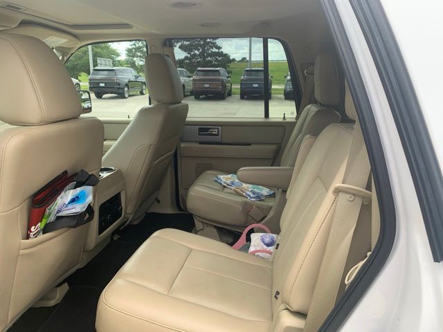 Used 2015 White Ford Limited image 10