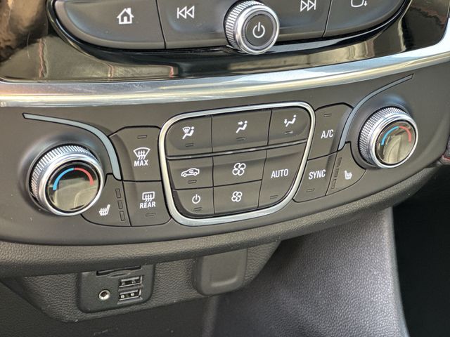 Used 2022 Chevrolet Traverse For Sale in Indianapolis, IN