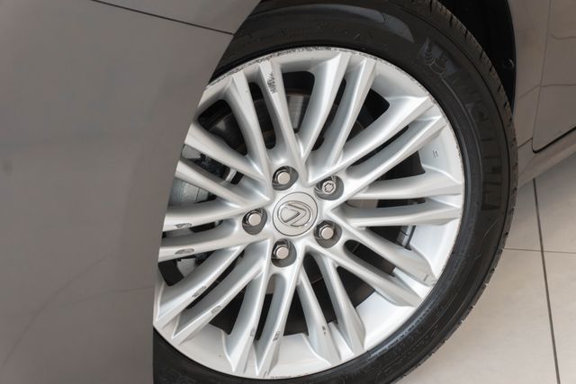 Used 2016 Lexus ES Sedan