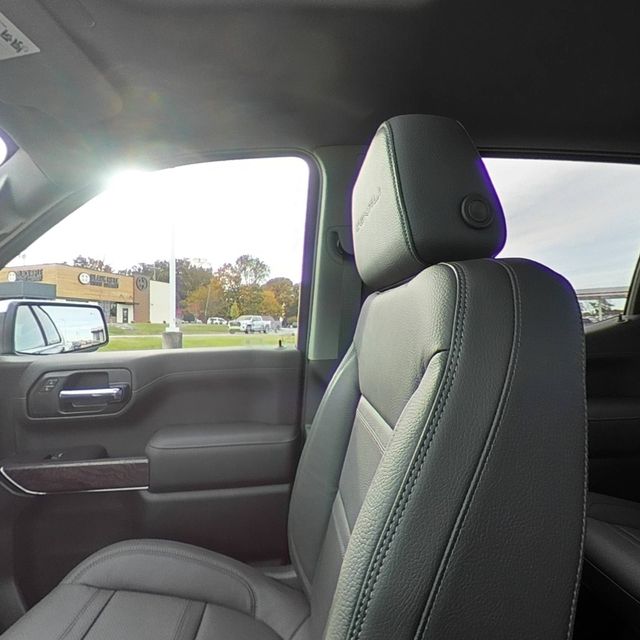 Used 2022 Black GMC Denali image 27