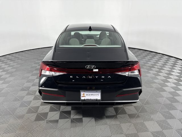 New 2025 Hyundai Elantra For Sale in Indianapolis, IN
