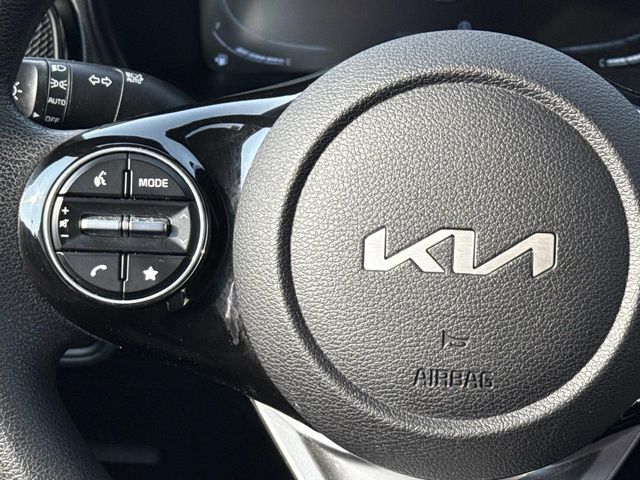 2025 Kia Soul S - Photo 21