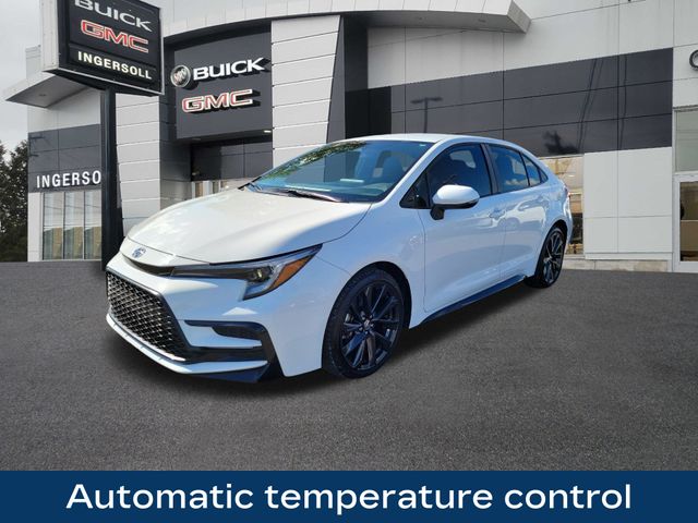 2023 Toyota Corolla SE 4