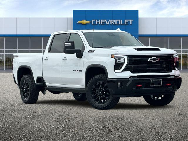 2025 Chevrolet Silverado 2500HD LTZ 2