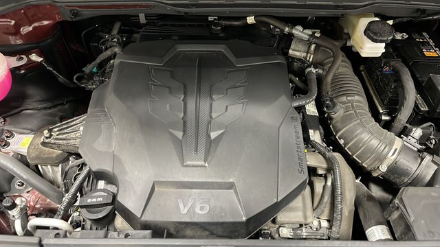 Certified Used 2026 Red Kia LXS image 33
