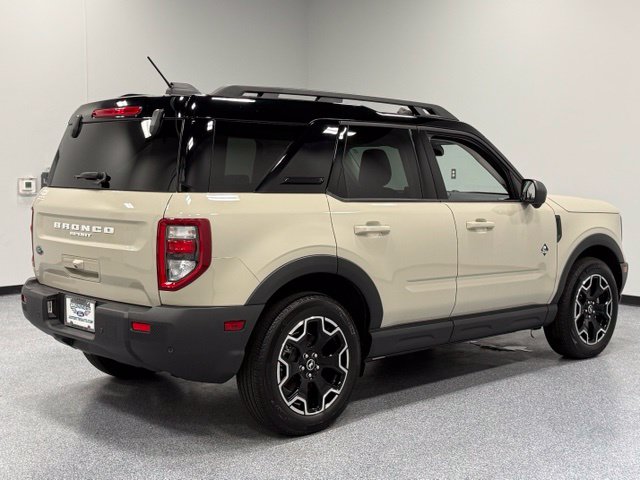 Used 2025 Beige Ford Outer Banks image 8