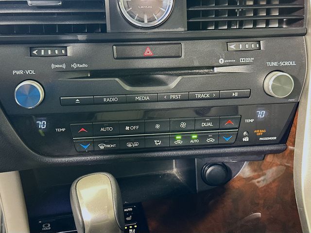 Thumbnail: 2018 Lexus RX - 16