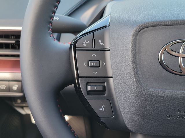 2026 Toyota Prius Plug-in Hybrid XSE - Photo 6