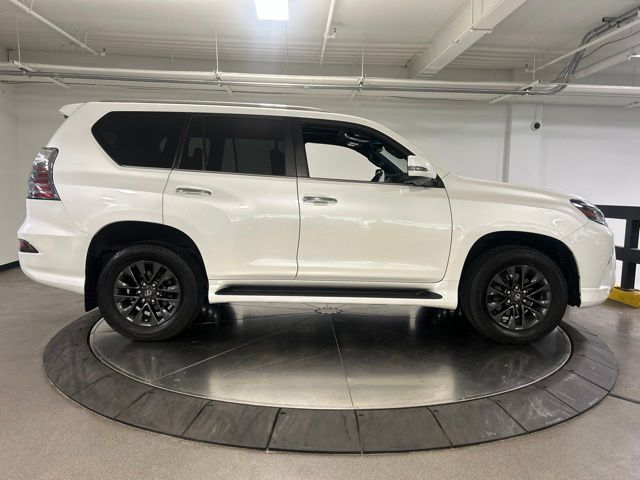 Certified Used 2021  Lexus 460 image 8
