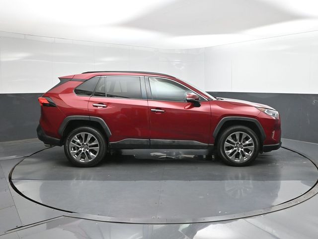 Used 2020 Toyota RAV4 SUV
