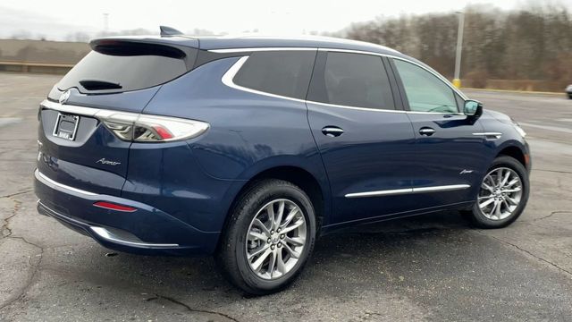 2023 Buick Enclave Avenir 8