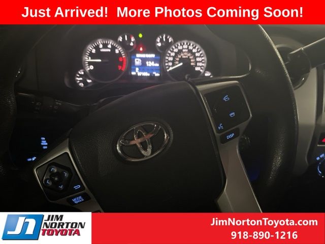 2015 Toyota Tundra SR5 12