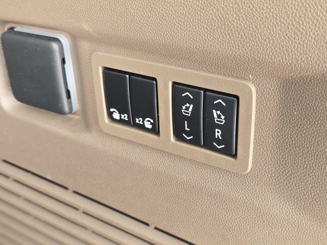 2024 GMC Yukon Denali:C02593