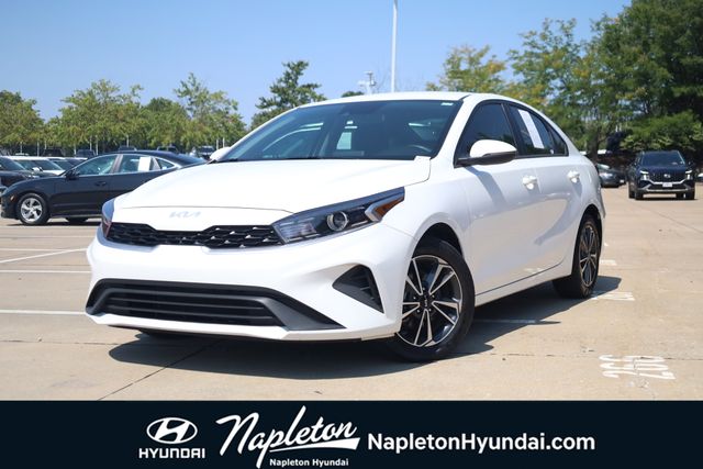 2024 Kia Forte LXS FWD