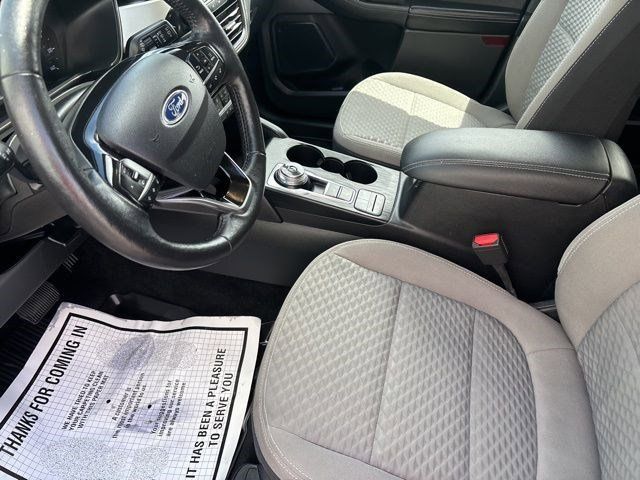 2021 Ford Escape SE photo