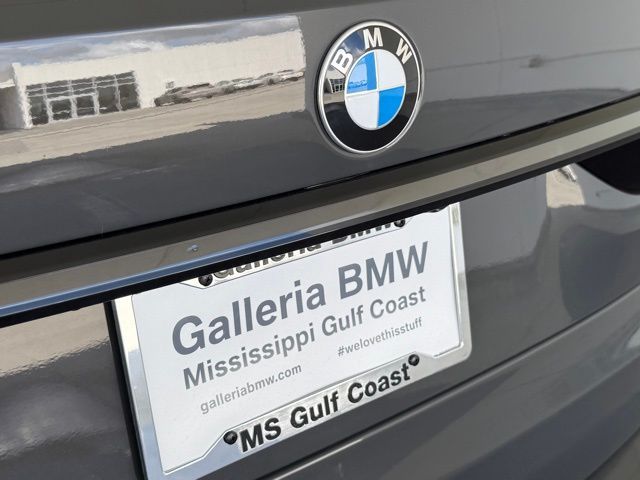 2026 BMW X7 40i - Photo 9